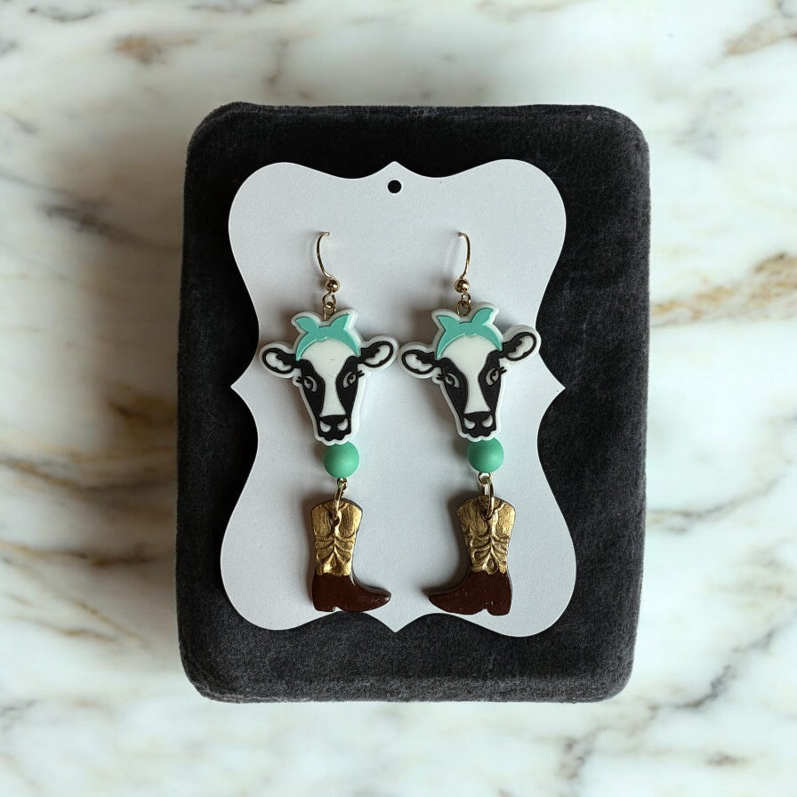 Bluebell’s Night Out Dangle