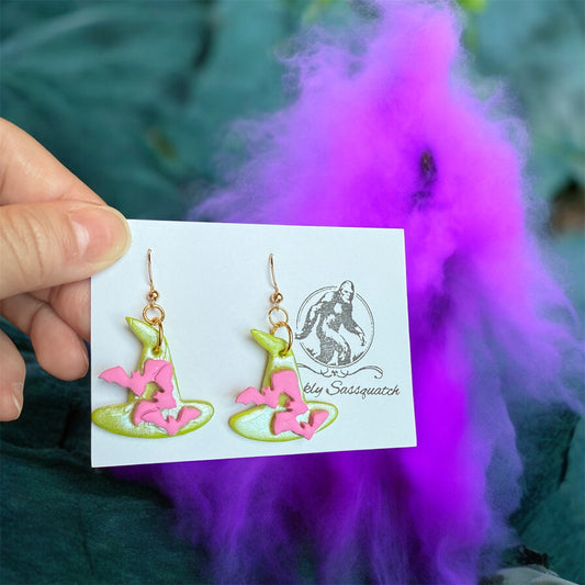 Green Witches Hat with Pink Bats