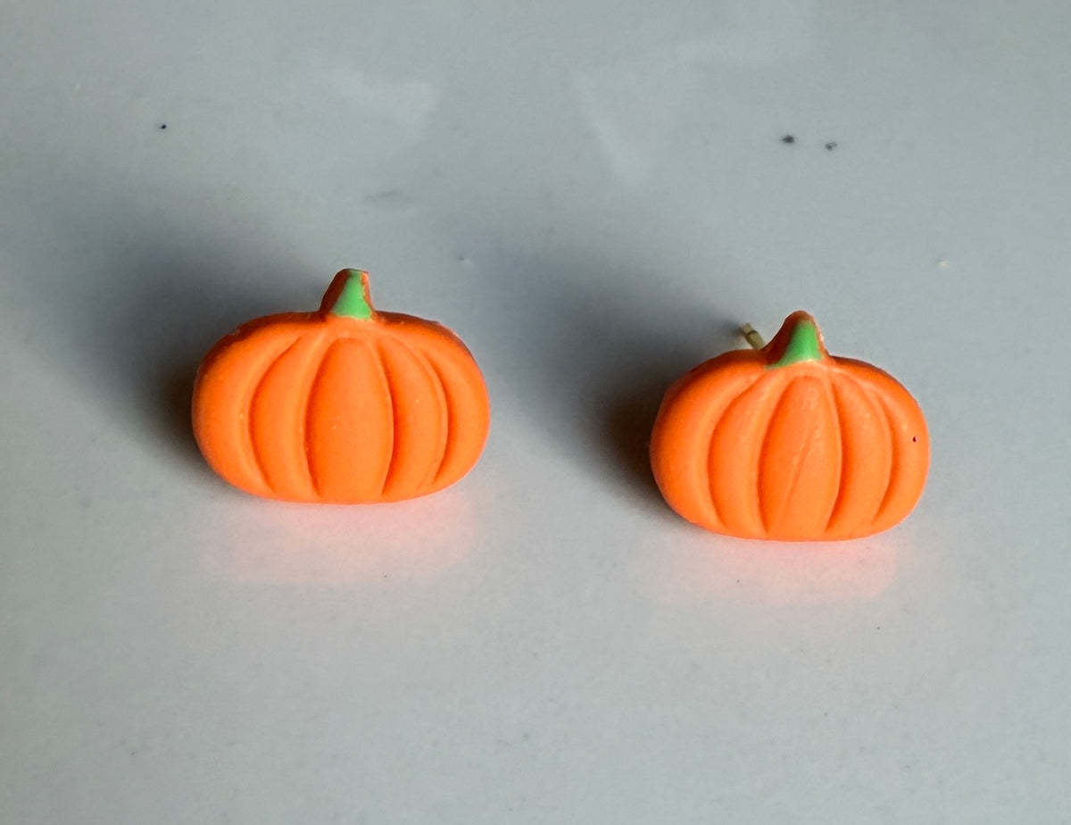 Flat Pumpkin Studs