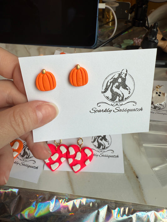 Pumpkin Studs