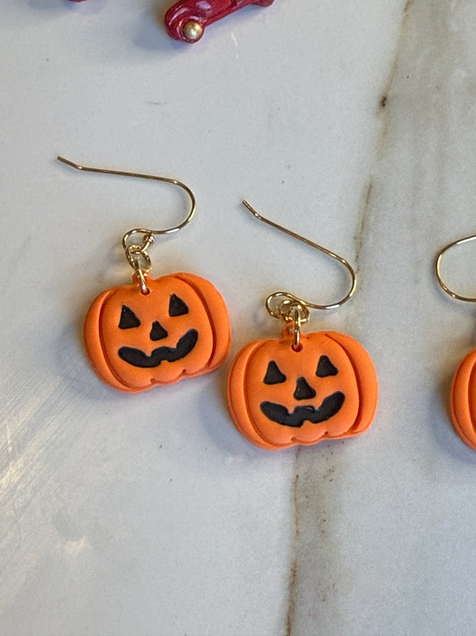 Happy Jack O’ Lantern Dangles